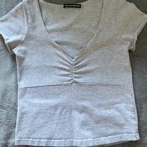 Brandy Melville gray top with scrunch in the middle